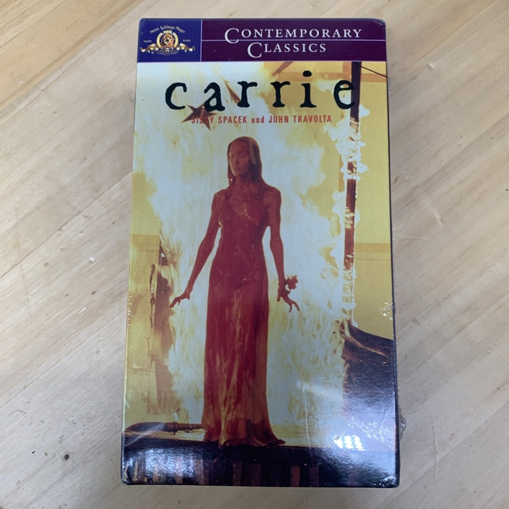 Stephen King's CARRIE VHS SEALED Tape VCR 1976 Spacek Travolta Horror Sci Fi